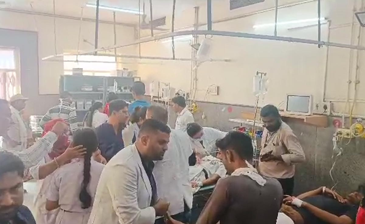 Bikaner Road Accident: जयपुर रोड पर भीषण सड़क हादसा, पिकअप से टकराई स्कूल बस, 2 की हालत गंभीर, कई घायल