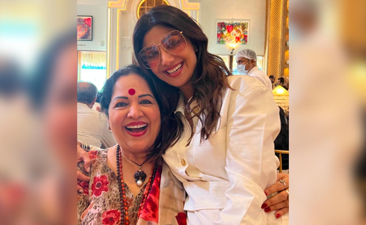 Shilpa Shetty Reveals Her Mom Was Advised By Doctors To Abort Her: "I Was A Stillborn"