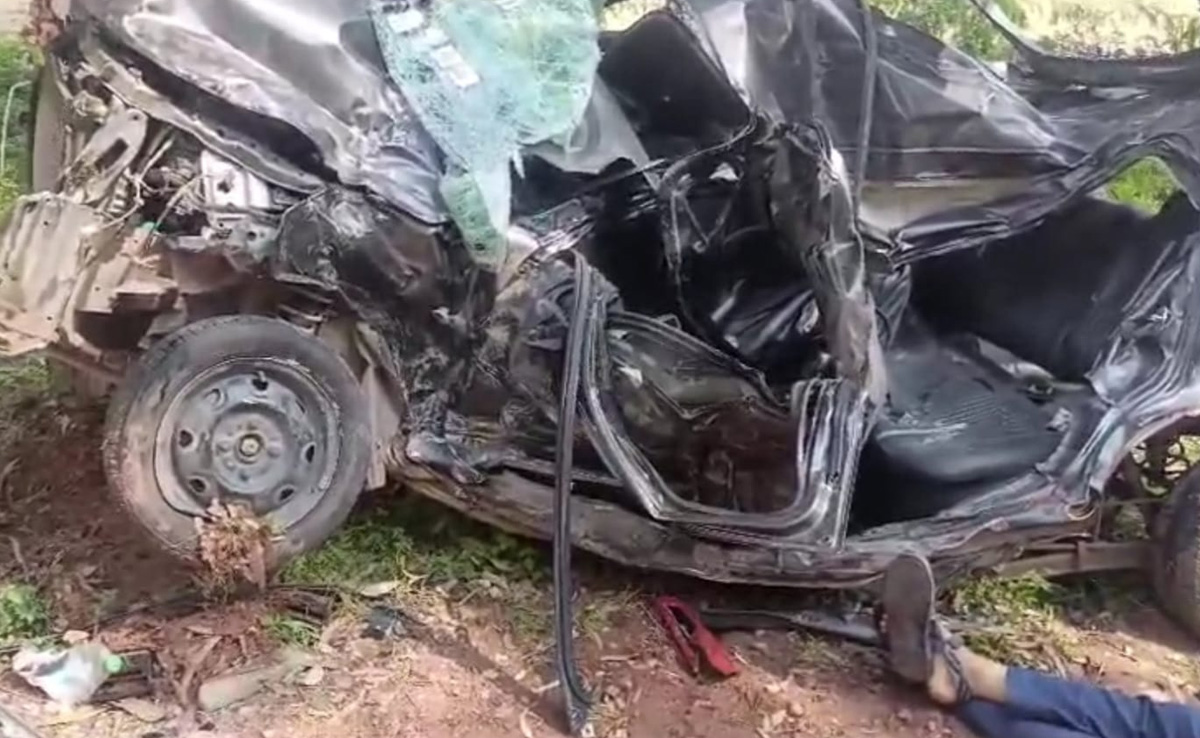 भरतपुरः कार और बोलेरो की भीषण टक्कर में पति-पत्नी सहित 3 लोगों की मौत, 4 गंभीर रूप से घायल