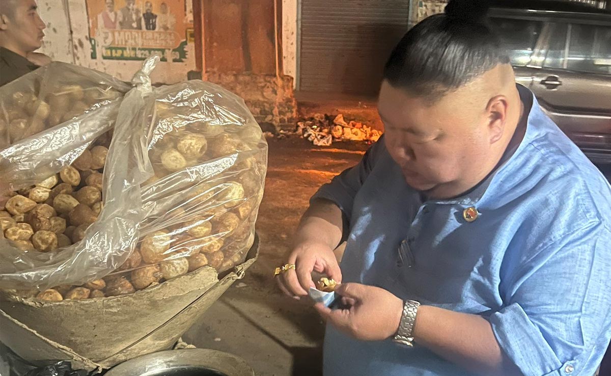 <i>"Apna Star Toh..."</i> - Temjen Imna Along Enjoys Pani Puri, Praises Indian Street Food