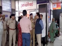ट्रेन में खून से लथपथ मिली महिला कांस्टेबल, कोर्ट ने रेलवे को लगाई फटकार ट्रेन में खून से लथपथ मिली महिला कांस्टेबल, कोर्ट ने रेलवे को लगाई फटकार