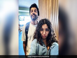 This Pic Of Farhan Akhtar And Daughter Akira Gets Big Love From Ranveer Singh This Pic Of Farhan Akhtar And Daughter Akira Gets Big Love From Ranveer Singh