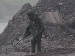 जम्मू-कश्मीर : राजौरी में बड़ी आतंकी साजिश नाकाम, सेना ने शक्तिशाली IED को किया निष्क्रिय  जम्मू-कश्मीर : राजौरी में बड़ी आतंकी साजिश नाकाम, सेना ने शक्तिशाली IED को किया निष्क्रिय