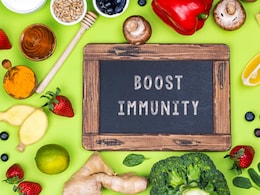 Immunity को बूस्ट करना है तो डाइट में शामिल कर लें ये 5 चीजें, बीमारियां आसपास भी नही भटकेंगी Immunity को बूस्ट करना है तो डाइट में शामिल कर लें ये 5 चीजें, बीमारियां आसपास भी नही भटकेंगी