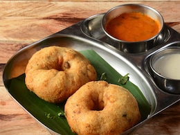 Why Do Vadas Have A Hole In The Centre? Here Are 5 Delicious Reasons Why Do Vadas Have A Hole In The Centre? Here Are 5 Delicious Reasons