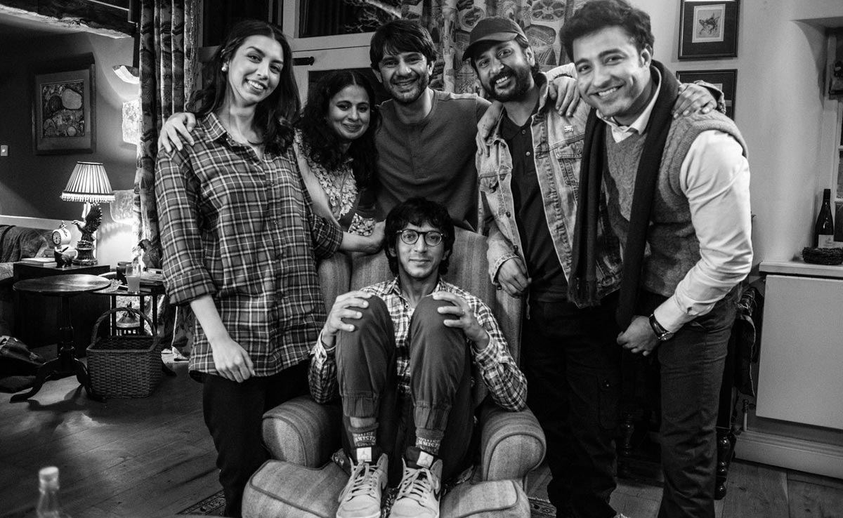 अंशुमन झा की डेब्यू फिल्म "लॉर्ड कर्ज़न की हवेली" का वैंकूवर और शिकागो फिल्म फेस्टिवल में होगा प्रीमियर