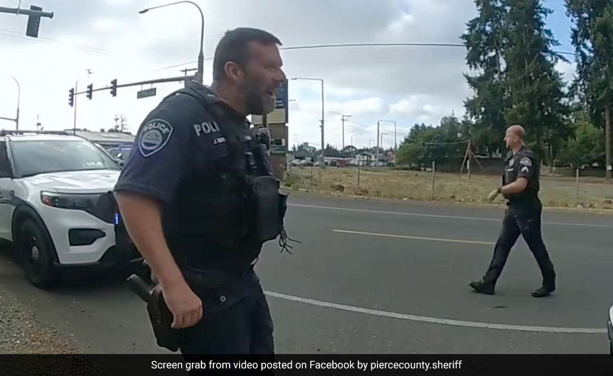 Watch: US Cop Barks Like Dog To Trick Teen Suspects Into Surrendering