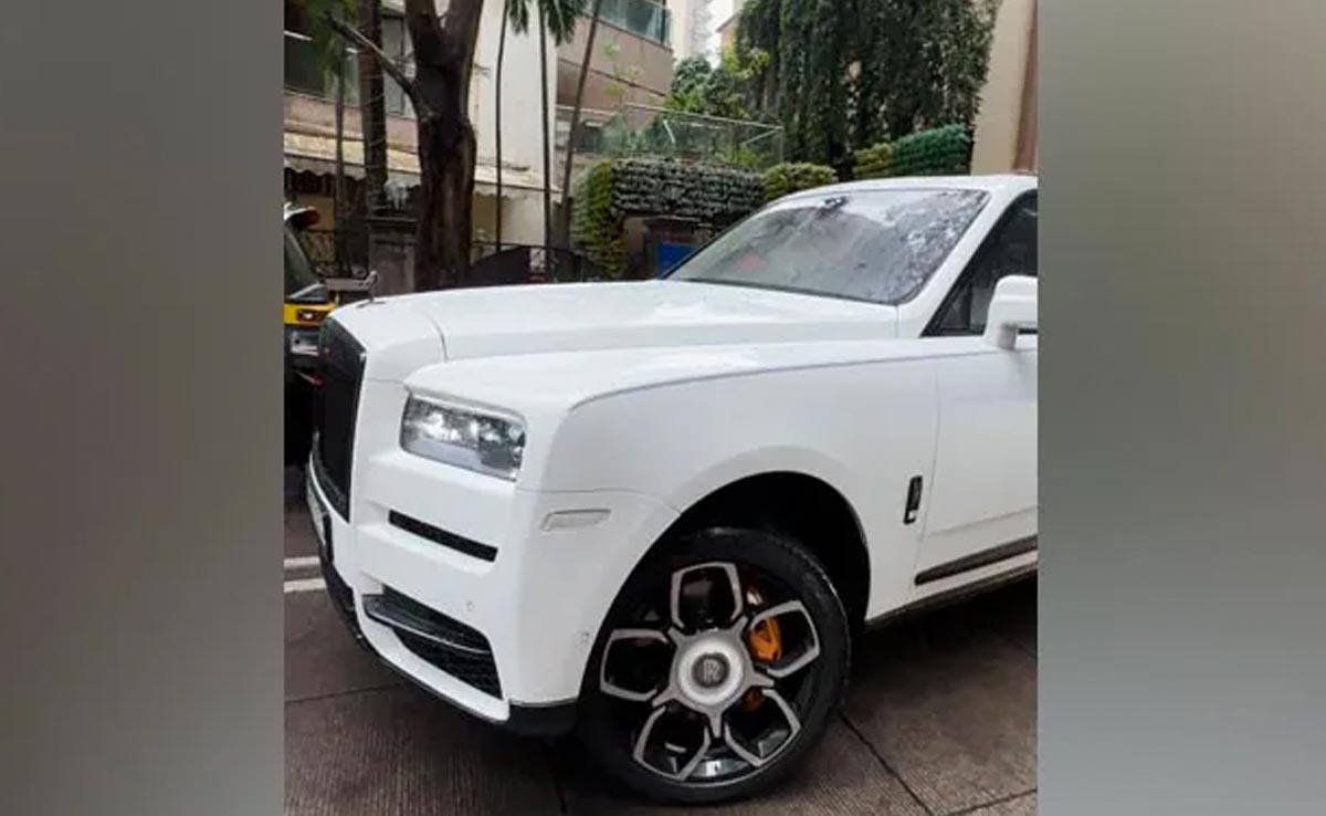 All You Need To Know About Shah Rukh Khan's Swanky Rolls Royce SUV