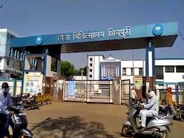 मेरे प्रेमी को जेल भेजो... SP ऑफिस के सामने महिला ने लगाई फरियाद और काट लिया अपना हाथ मेरे प्रेमी को जेल भेजो... SP ऑफिस के सामने महिला ने लगाई फरियाद और काट लिया अपना हाथ