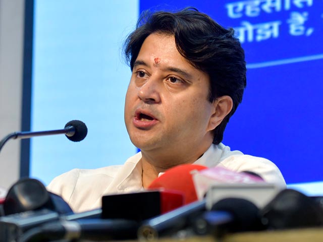 "Narrow Mentality": Jyotiraditya Scindia Targets Rahul Gandhi