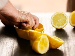 इन 4 खाने की चीजों में कभी भी न मिलाएं नींबू, खतरनाक हो सकता है कॉम्बिनेशन इन 4 खाने की चीजों में कभी भी न मिलाएं नींबू, खतरनाक हो सकता है कॉम्बिनेशन