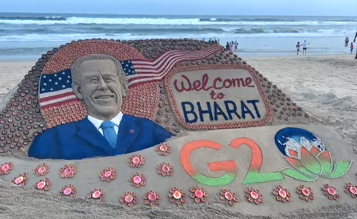 Sudarsan Pattnaik Creates Sand Art With 2,000 Diyas To Welcome Joe Biden