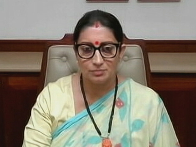 'सत्ता में बैठकर सट्टे का खेल खेला': स्मृति ईरानी का सीएम बघेल पर हमला