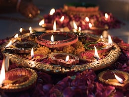 Dev Diwali 2023: कार्तिक पूर्णिमा के दिन क्यों मनाते हैं देव दिवाली, जानिए इस दिन से जुड़ी पौराणिक कथा Dev Diwali 2023: कार्तिक पूर्णिमा के दिन क्यों मनाते हैं देव दिवाली, जानिए इस दिन से जुड़ी पौराणिक कथा