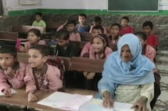 UP Great-Grandmother Goes To School At 92, Can Now Read, Write, Count UP Great-Grandmother Goes To School At 92, Can Now Read, Write, Count