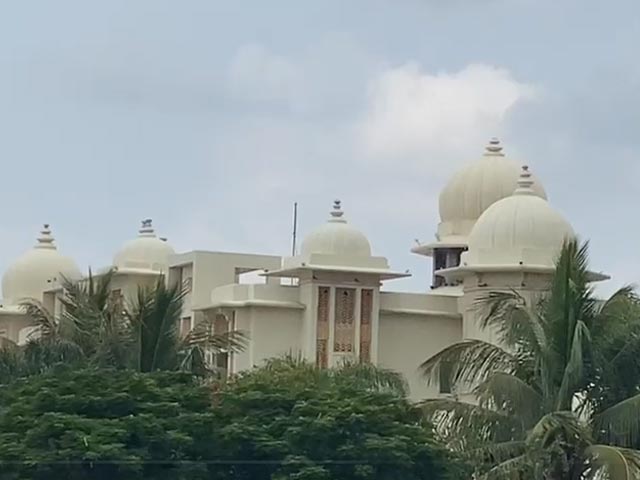 Dhol Beats Heard From Parineeti-Raghav Wedding Venue Leela Palace