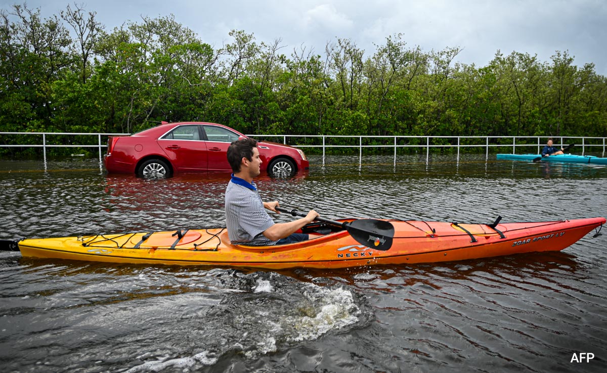 Drenched But Alive, People Of Florida Clean Up After Hurricane Idalia