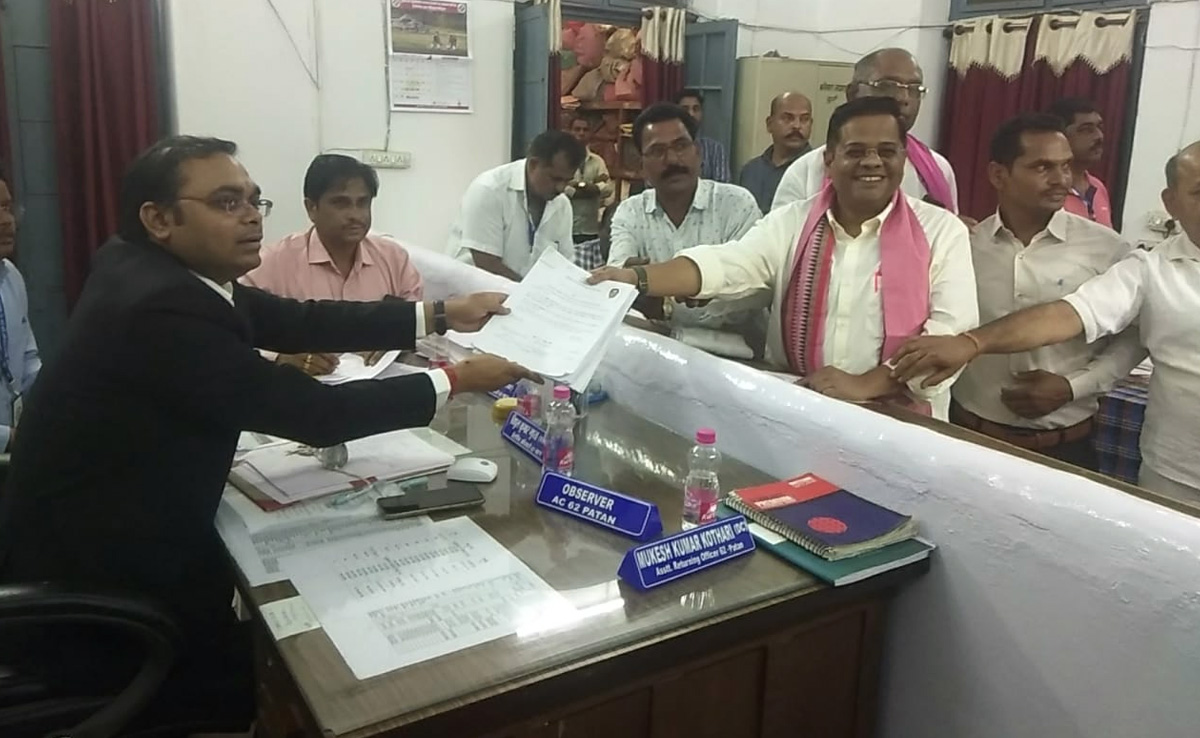 CG Election : त्रिकोणीय मुकाबले में फंसे भूपेश बघेल, अमित जोगी ने भी भरा पाटन से नामांकन