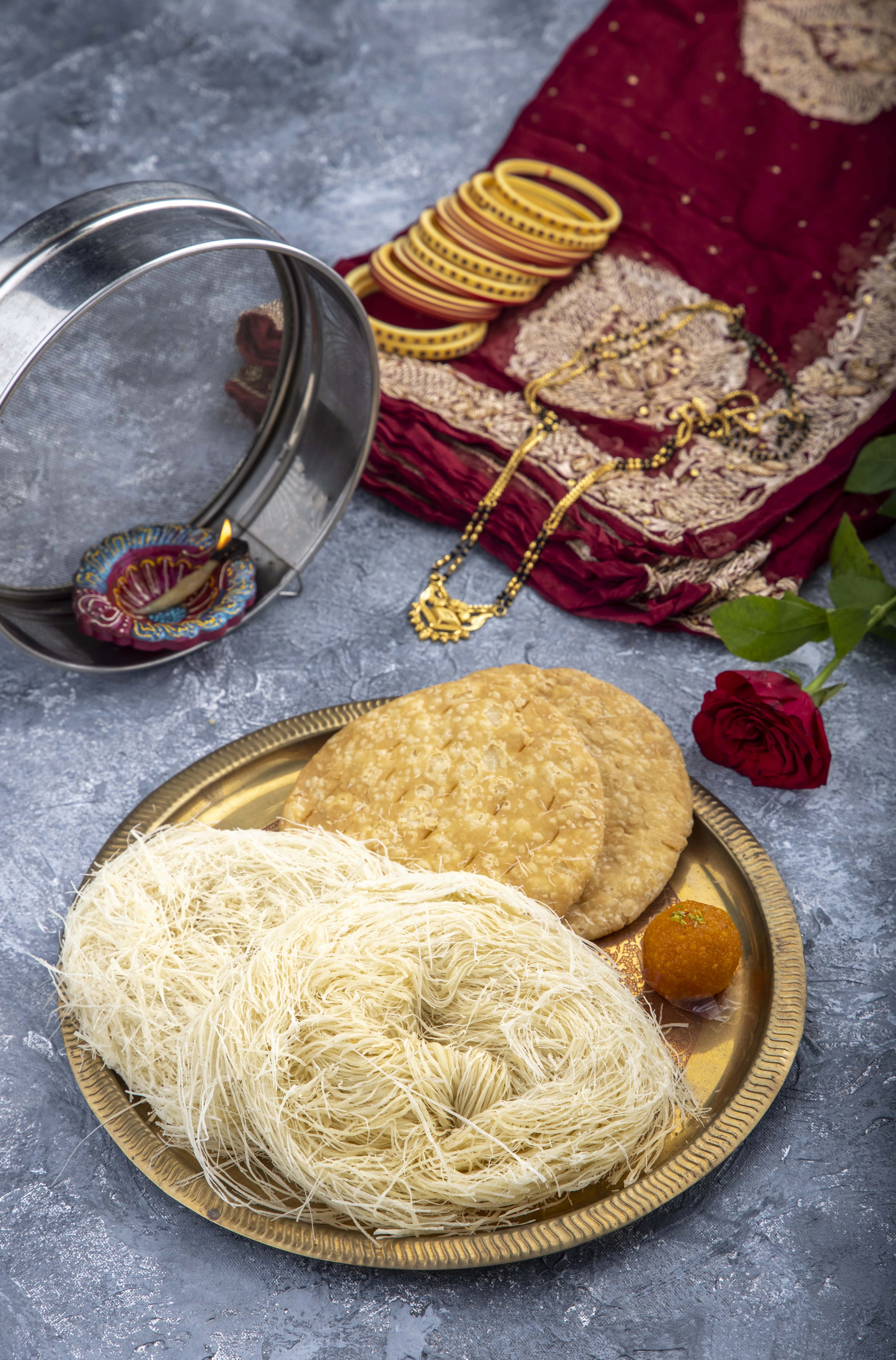 Karwa Chauth Fasting : निर्जला व्रत के बाद जानिए क्या होता है आपकी सेहत पर इसका असर