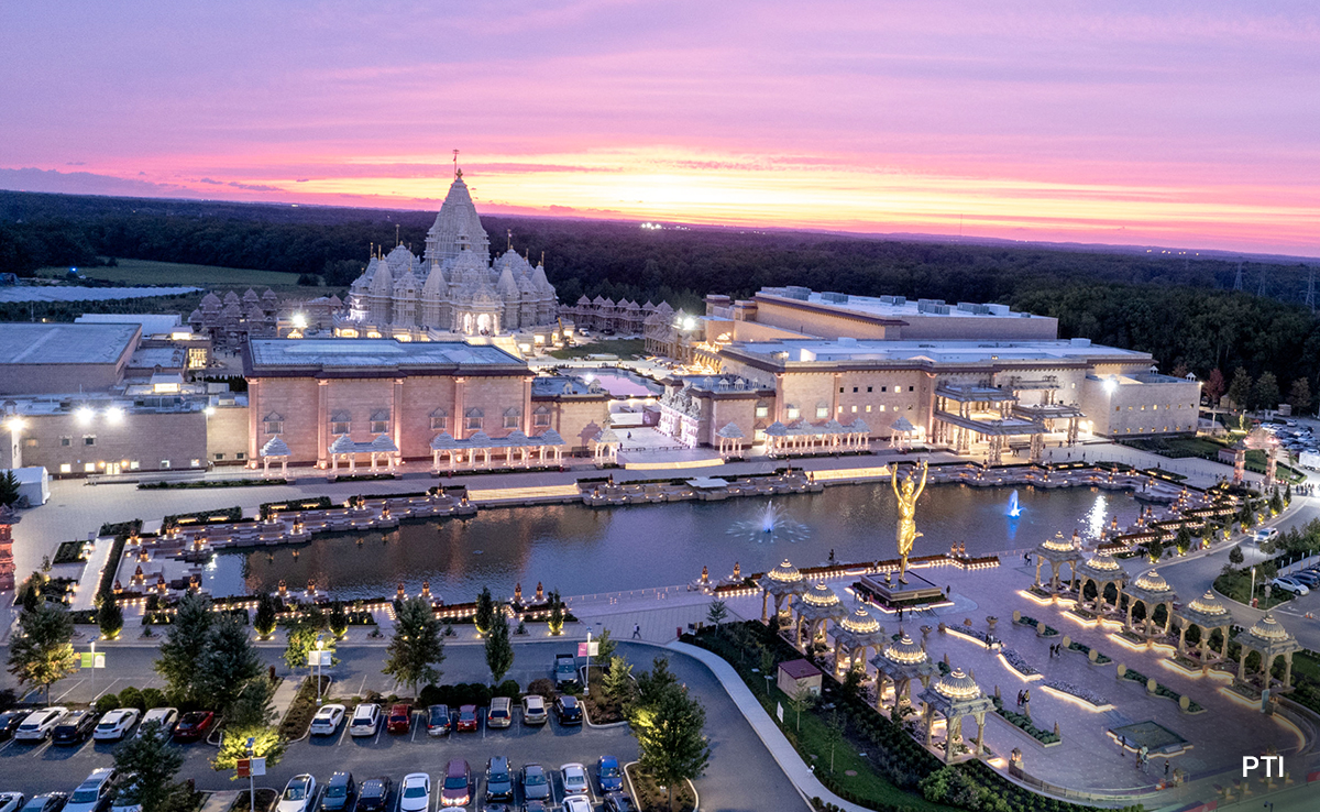 Akshardham temple In America Embodies Values Of Seva, Bhakti: US Politician