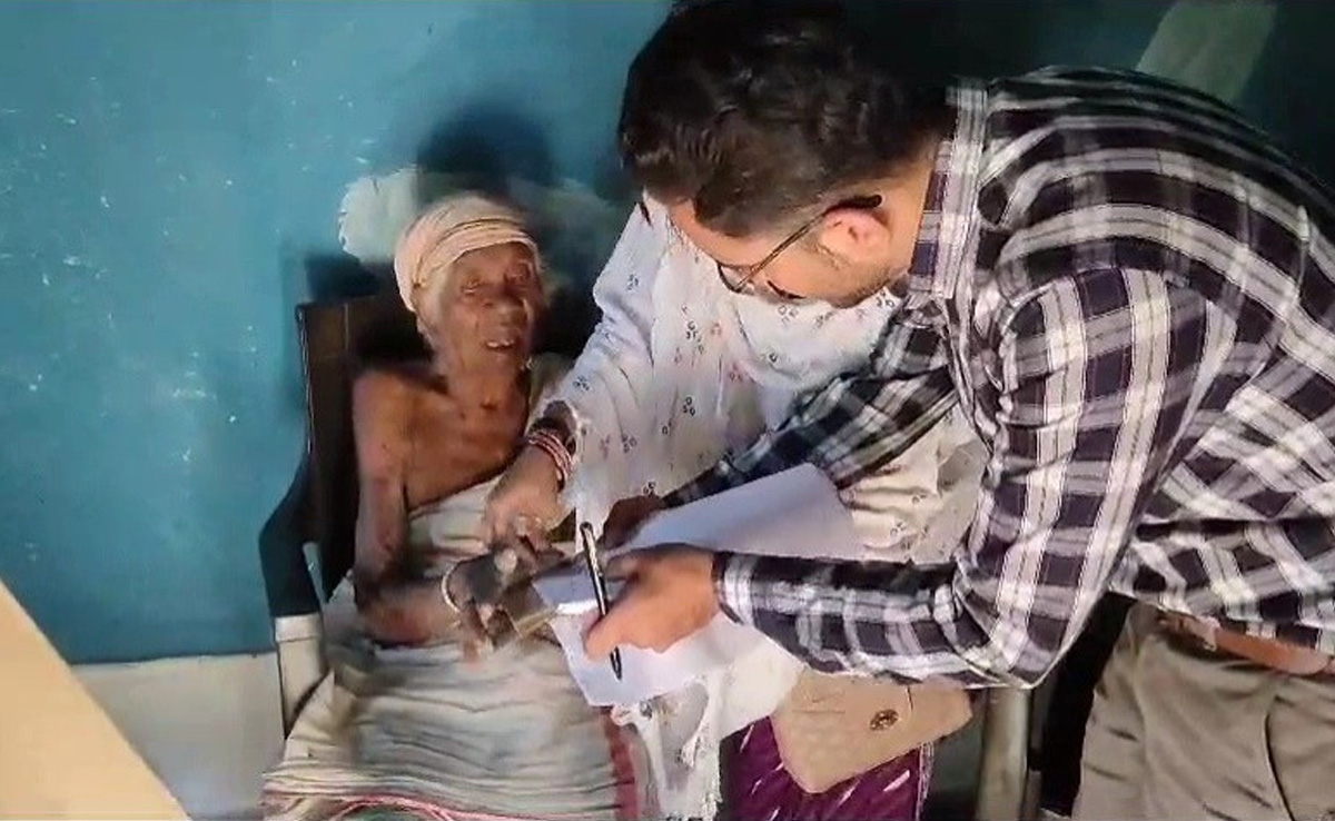 नक्सल प्रभावित गांव में 102 वर्षीय महिला ने डाला वोट, कांकेर में विधानसभा 2023 के लिए हुआ मतदान