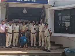 अनजान युवकों को लिफ्ट देना पड़ा भारी...किराया मांगने पर किया चाकू से घायल