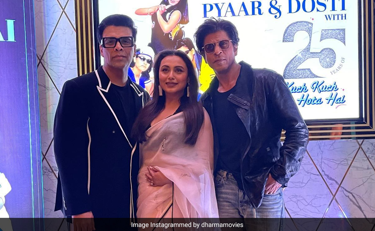 Shah Rukh Khan At <i>Kuch Kuch Hota Hai's</i> Special Screening: "I Feel Proud As I Launched A Young Son"