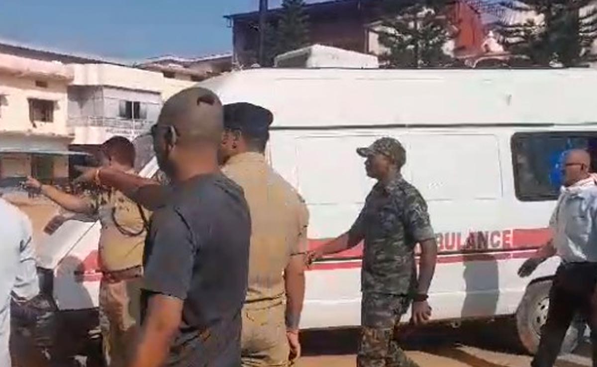 Ambikapur: गुब्बारे फुलाते वक्त गैस सिलेंडर फटने से 37 बच्चे घायल, 5 की हालत गंभीर