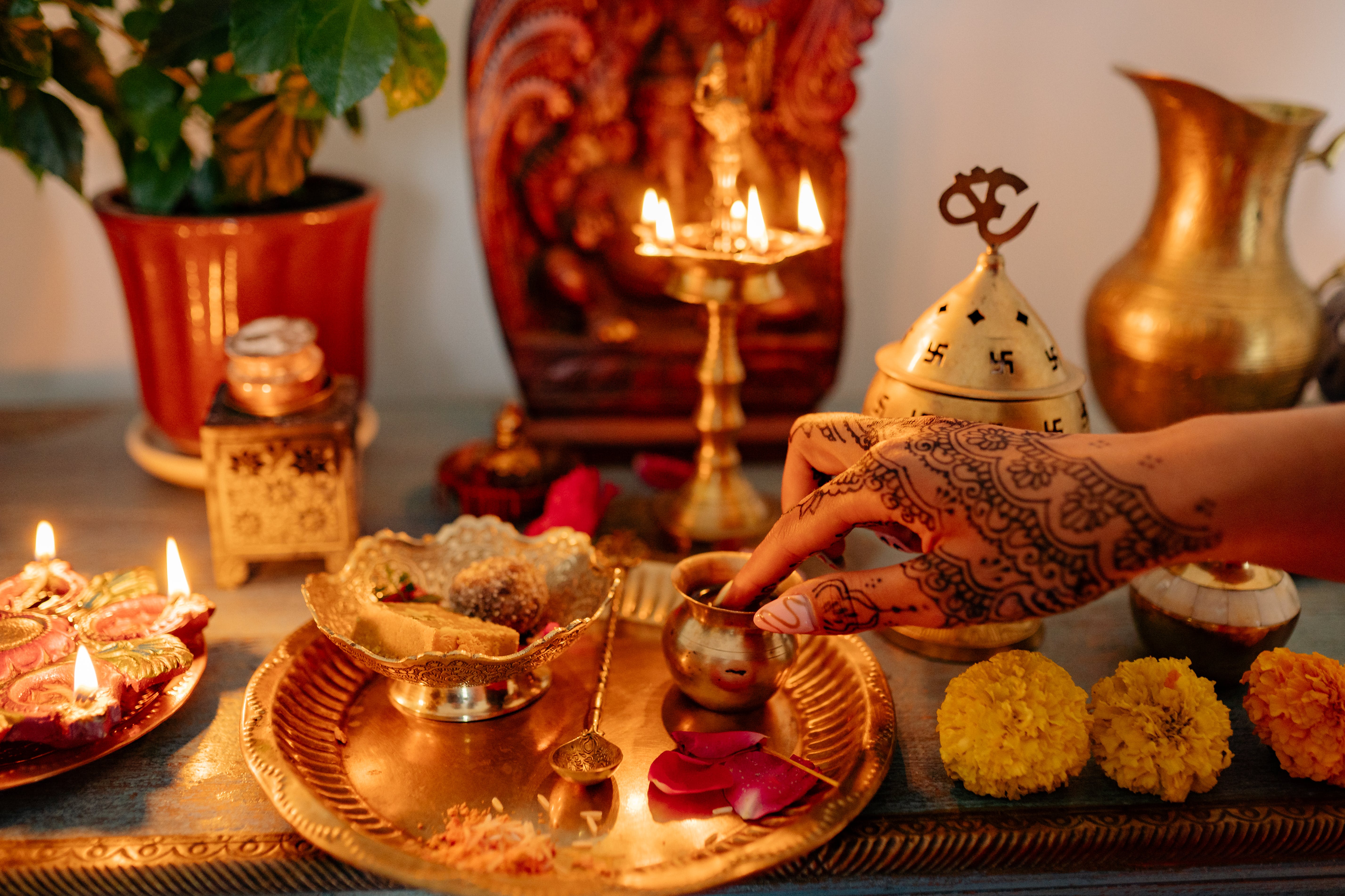 Karwa Chauth : सरगी में खाइए अनार, नहीं लगेगी भूख-प्&zwj;यास, चेहरे में भी आएगा निखार