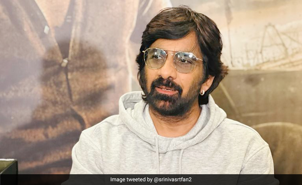 <i>Tiger Nageswara Rao</i> Actor Ravi Teja Loves Hrishikesh Mukherjee's Comedies