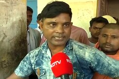 "Loud Blast": Eyewitness Describe Bihar Train Mishap Where 21 Coaches Derailed "Loud Blast": Eyewitness Describe Bihar Train Mishap Where 21 Coaches Derailed