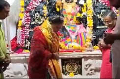 Vasundhara Raje Offers Prayers At Tripura Sundari Temple in Rajasthan's Banswara Vasundhara Raje Offers Prayers At Tripura Sundari Temple in Rajasthan's Banswara