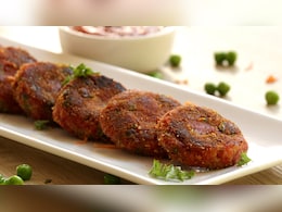Kid's Lunchbox Recipe: बच्चे के लिए टिफिन में बनाएं सत्तू से बनी टेस्टी टिक्की, खाने में है बेहद टेस्टी Kid's Lunchbox Recipe: बच्चे के लिए टिफिन में बनाएं सत्तू से बनी टेस्टी टिक्की, खाने में है बेहद टेस्टी