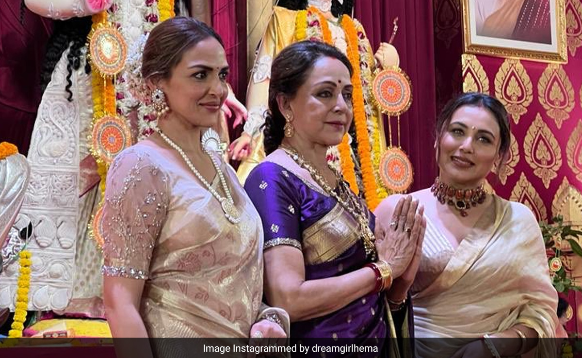 Durga Puja 2023: Pics From Hema Malini's Festivities With Rani Mukerji And Esha Deol