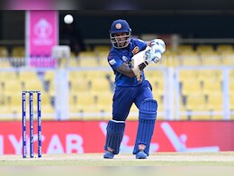 SL vs WI: '4,4,4,4,4,4', श्रीलंकाई बल्लेबाज़ ने मचाया गदर, एक ओवर में बना दिए इतने रन, विश्व क्रिकेट भी चौंका SL vs WI: '4,4,4,4,4,4', श्रीलंकाई बल्लेबाज़ ने मचाया गदर, एक ओवर में बना दिए इतने रन, विश्व क्रिकेट भी चौंका