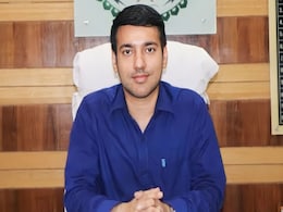 गरियाबंद कलेक्टर Akash Chhikara नागरिकों की सुविधाओं के लिए खुद बनाते हैं योजनाएं गरियाबंद कलेक्टर Akash Chhikara नागरिकों की सुविधाओं के लिए खुद बनाते हैं योजनाएं