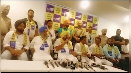 चुनाव से पहले AAP प्रत्याशी की किरकिरी... प्रेस कॉन्फ्रेंस के दौरान दर्ज हुई FIR&nbsp;