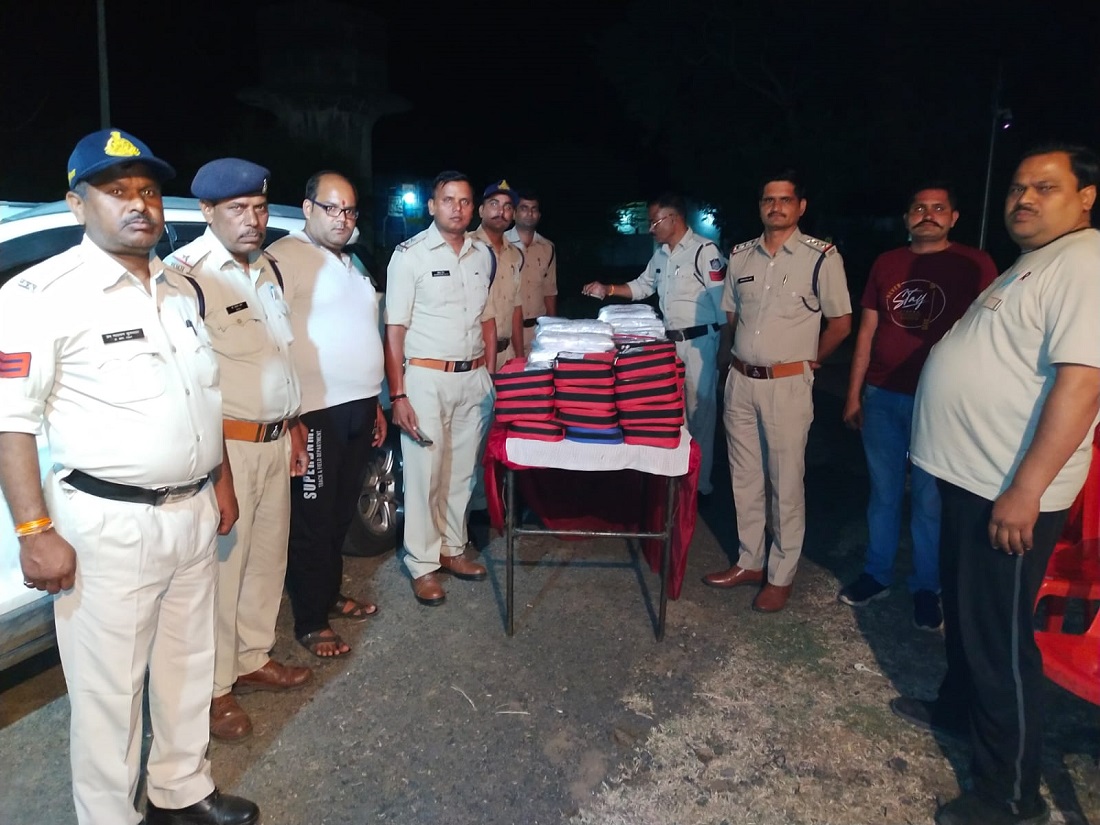 Sagar News : पुलिस ने जप्त किए 467 किलो चांदी के जेवरात, कीमत&nbsp;₹3.22 करोड़, दो युवक गिरफ्तार