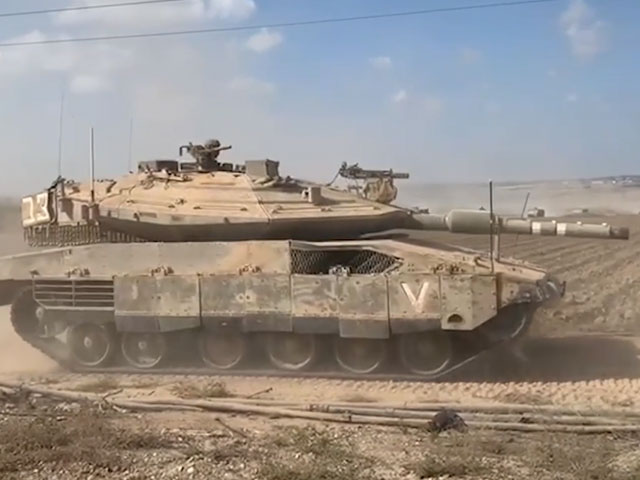 Israel Lines Up Tanks And Infantry Fighting Vehicles At Gaza Border