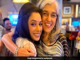 <i>Sarabhai Vs Sarabhai</i> Co-Stars Ratna Pathak Shah And Rupali Ganguly's Reunion Is Winning The Internet <i>Sarabhai Vs Sarabhai</i> Co-Stars Ratna Pathak Shah And Rupali Ganguly's Reunion Is Winning The Internet