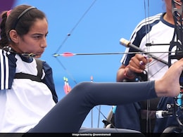 Armless Archer Sheetal Devi Becomes First Indian Woman To Win Two Gold Medals In Single Asian Para Games Armless Archer Sheetal Devi Becomes First Indian Woman To Win Two Gold Medals In Single Asian Para Games
