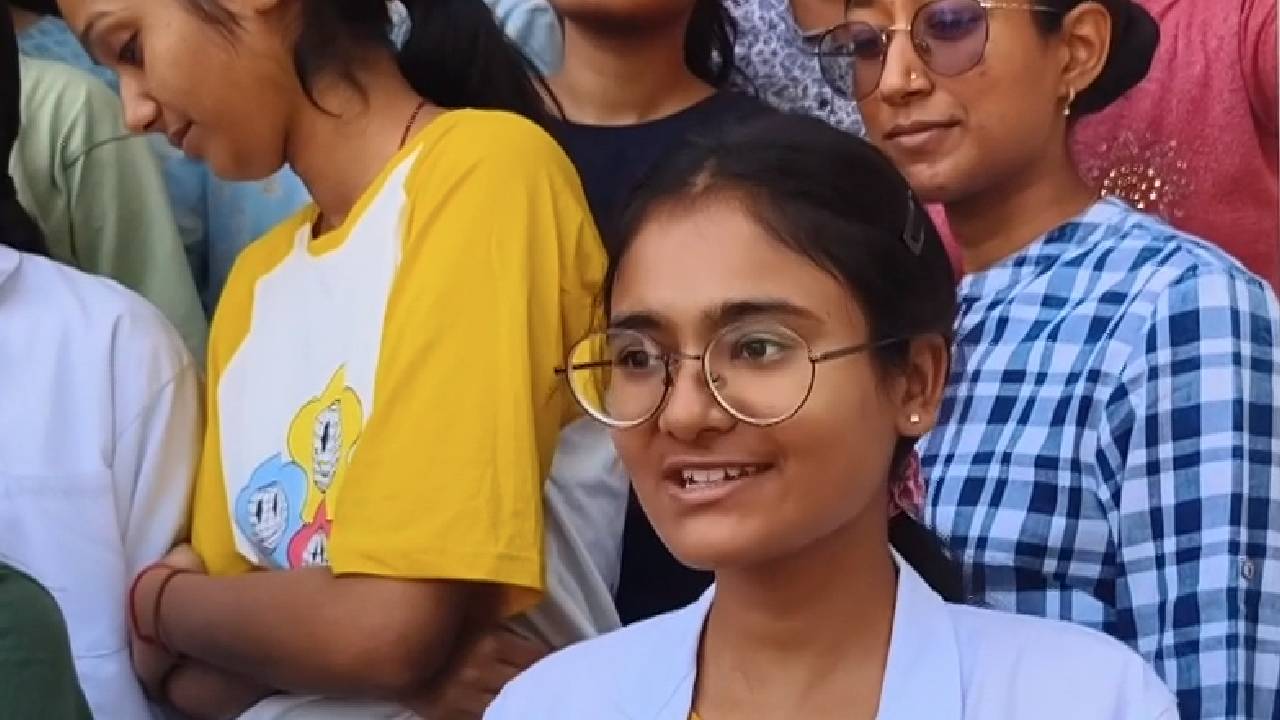 राजस्थान विधानसभा चुनाव को लेकर चूरू के युवाओं ने बताया उन्हें कैसी सरकार चाहिए?