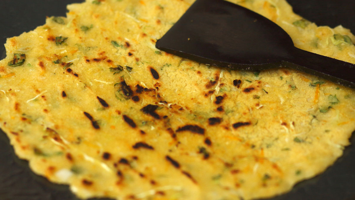 UK Chef Prepares Karnataka-Special Breakfast Akki Roti, And Internet Loves It