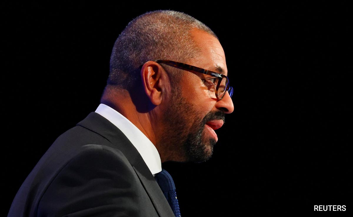 UK Foreign Minister Arrives In Israel To Show "Unwavering Solidarity"