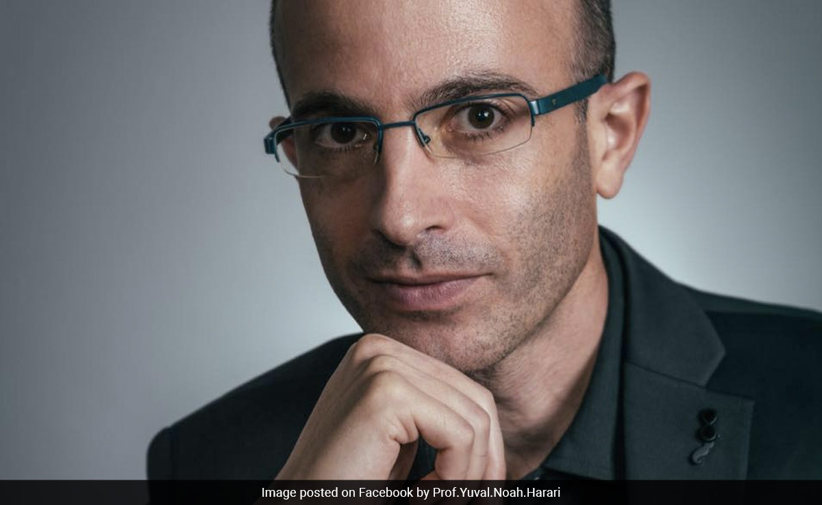 "ऐसे हालात रहे तो तीसरा विश्व युद्ध..." : गाजा में छिड़ी जंग पर इजरायली लेखक युवल नूह हरारी