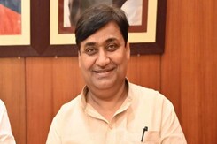 Rajasthan Election 2023 से पहले कांग्रेस नेता डोटासरा के घर पहुंची ED की टीम Rajasthan Election 2023 से पहले कांग्रेस नेता डोटासरा के घर पहुंची ED की टीम