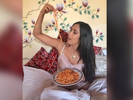 Padma Lakshmi's Pasta Moment Is A Display Of Her <i>Desi</i> Foodie Side Padma Lakshmi's Pasta Moment Is A Display Of Her <i>Desi</i> Foodie Side