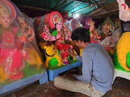 Navaratri 2023: मां दुर्गा की प्रतिमाओं से सजे बाजार, कल से हो रही है शारदीय नवरात्री की शुरुआत