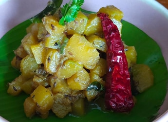 How To Make Sattvik Lauki Ki Sabzi For Chhath Puja Fasting (Nahay Khay Special)