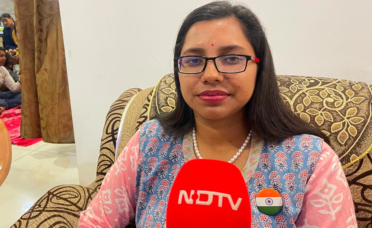 जमानत के बाद सरकार पर बरसीं डिप्टी कलेक्टर निशा बांगरे, कहा - राहुल गांधी की विचारधारा से प्रभावित हूं